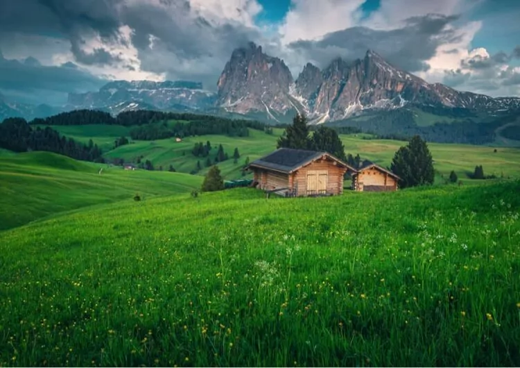 Beautiful cottage in the Dolomites